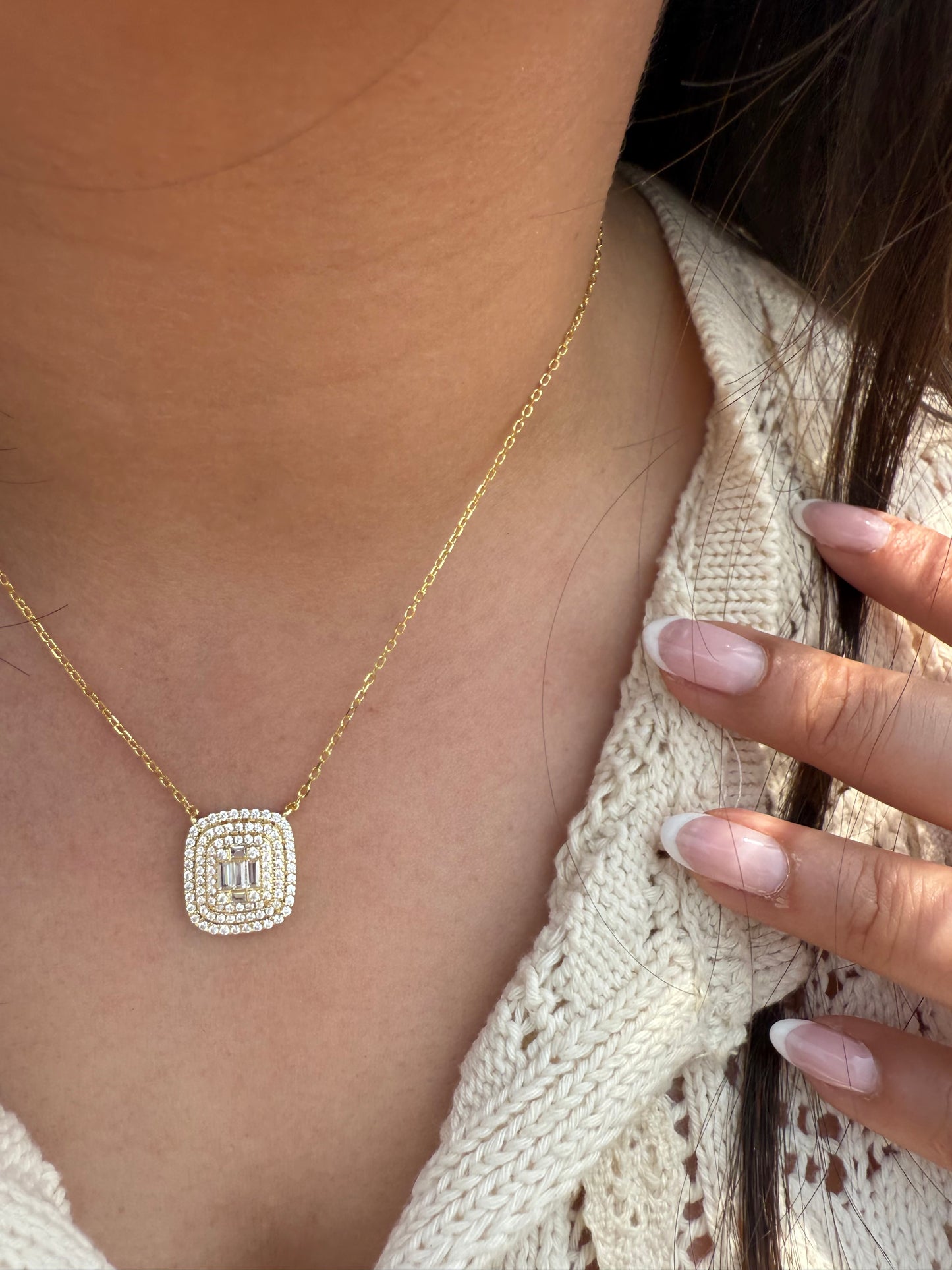 The Regal Spark Necklace