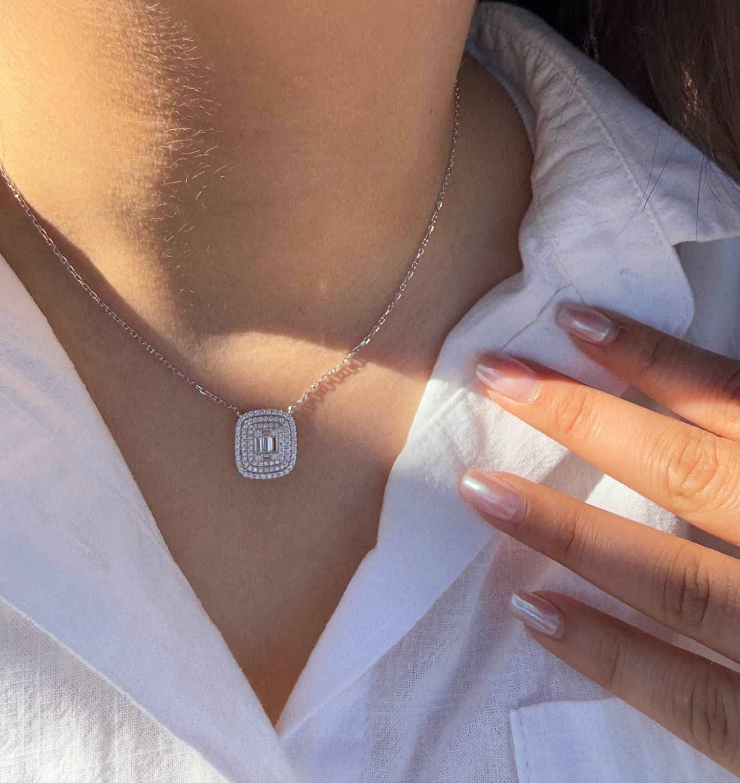 The Regal Spark Necklace