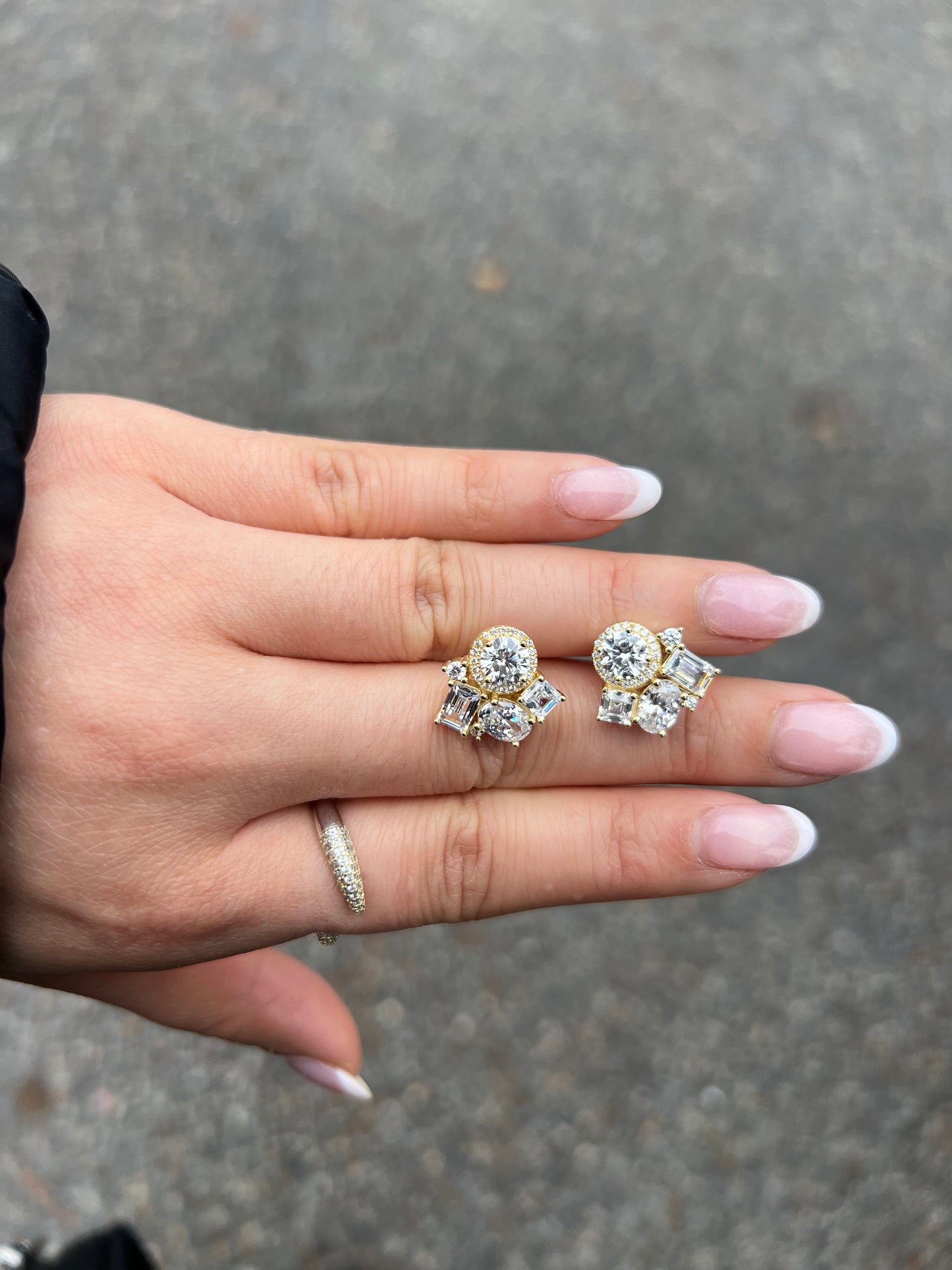 Cluster stone stud Earrings