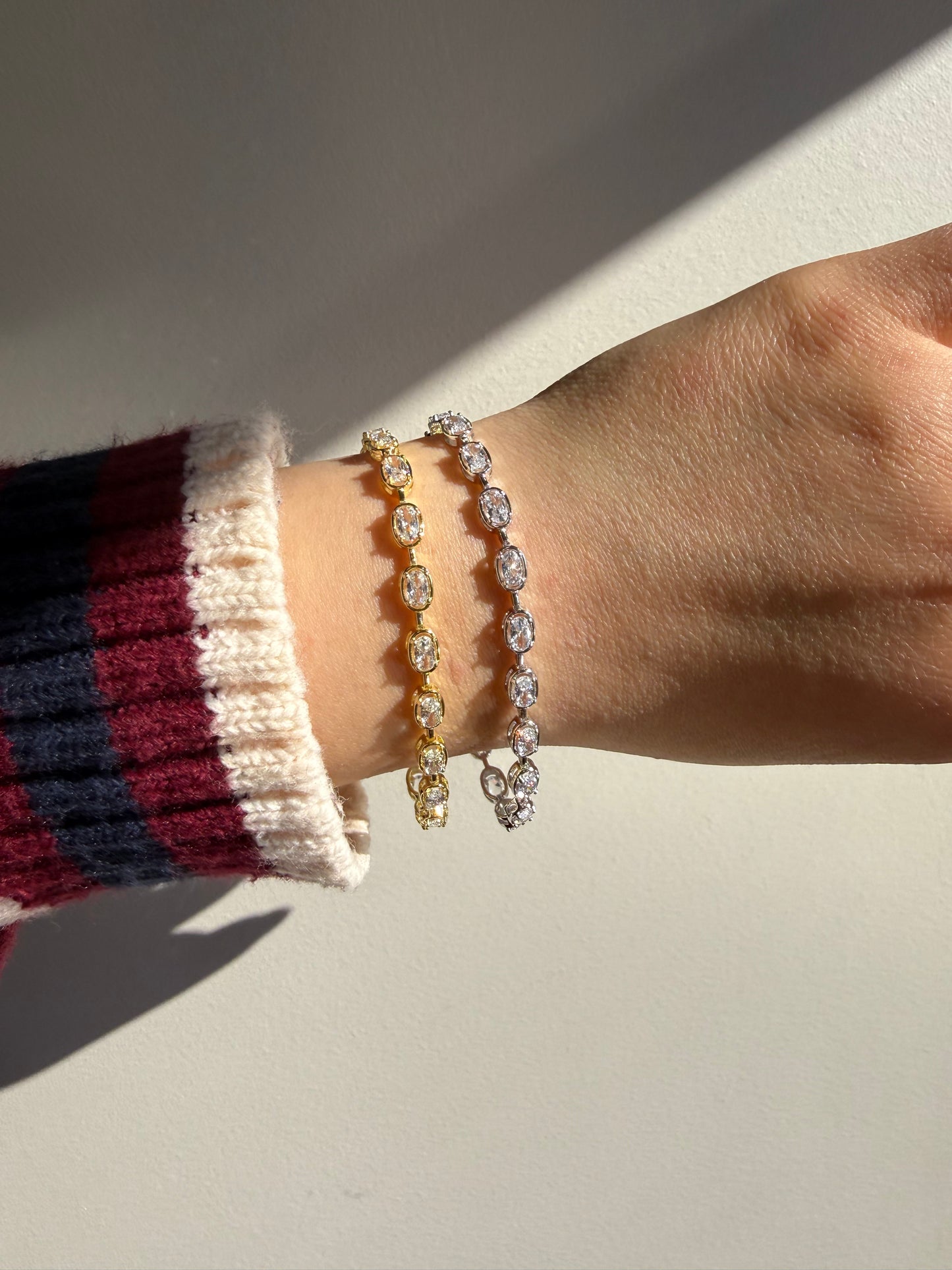 Eterna Glow Bracelet (Pear/Oval)