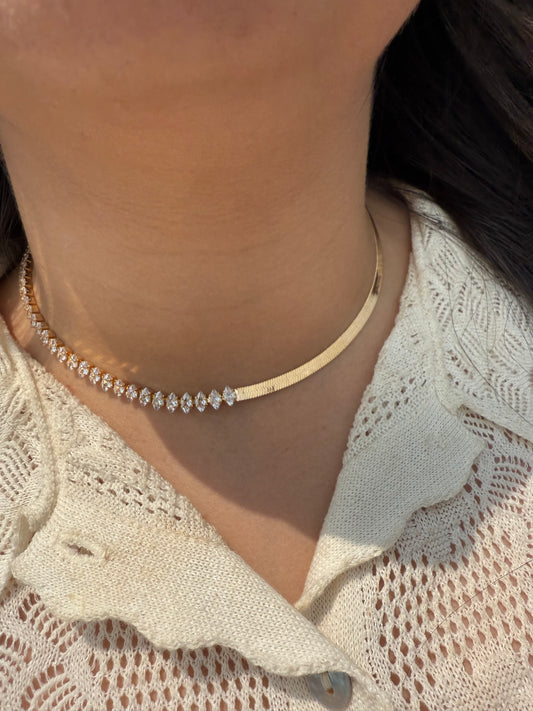 Radiant Edge Choker Necklace