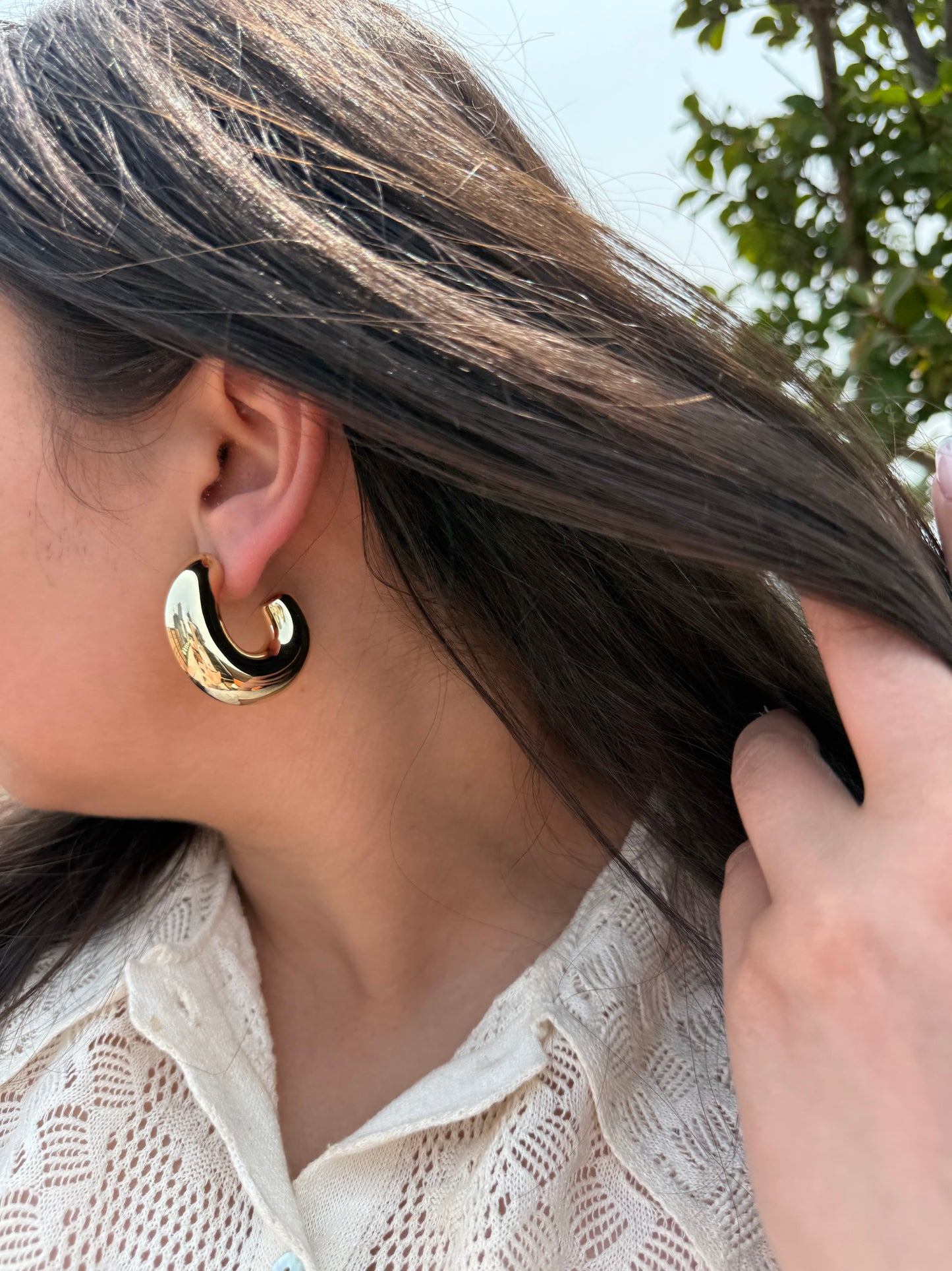 The Bold Oval Hoop Earrings