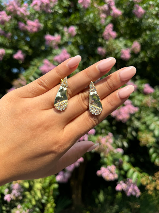 Golden Dew Drop Earrings