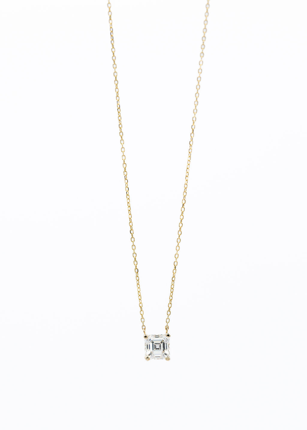 14KT Gold Floating Round Lab Diamond Necklace