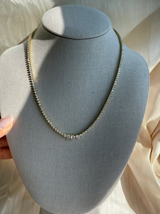 Radiance Gradué Tennis Necklace