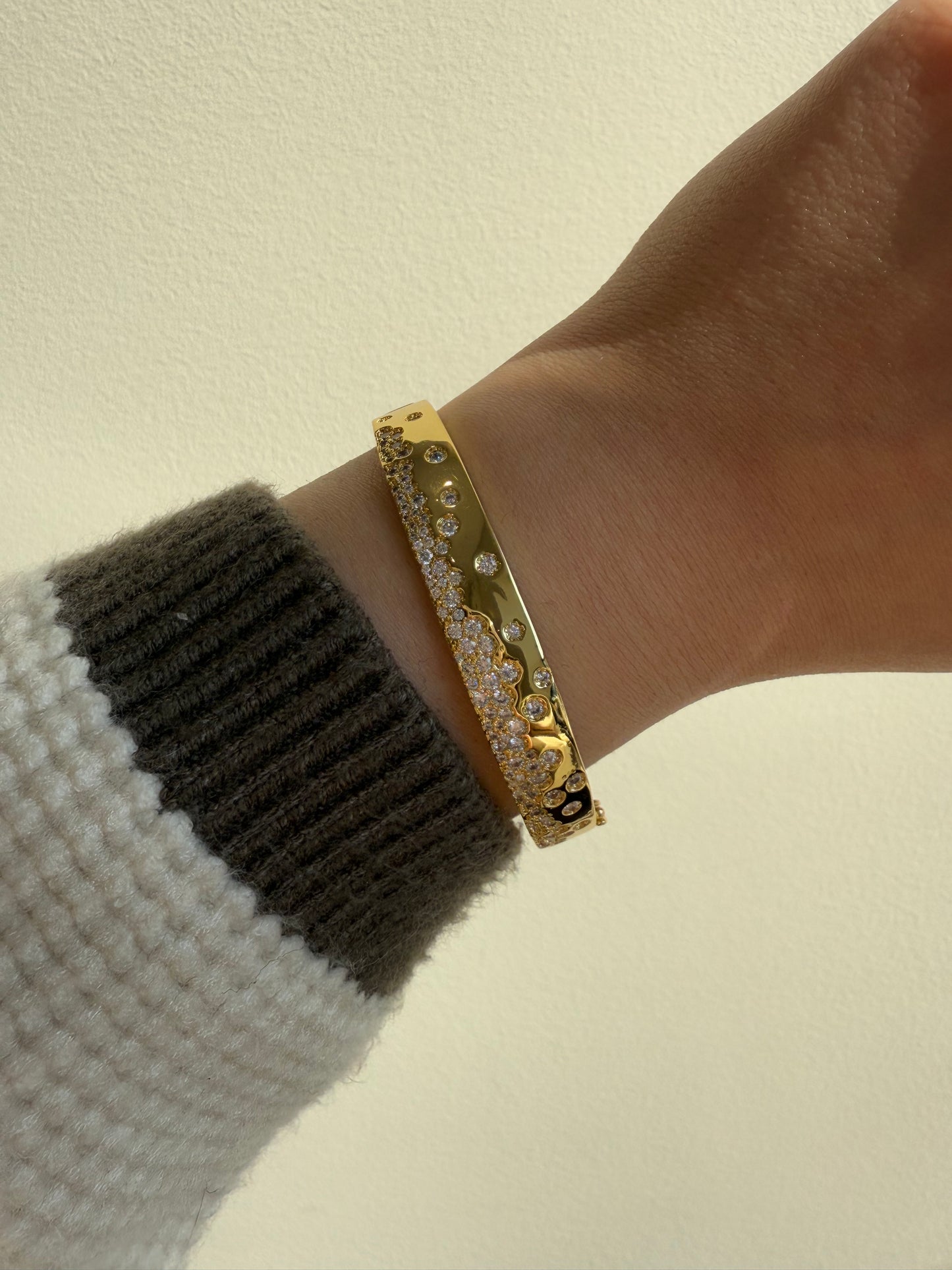 Golden Sparkle Bangle
