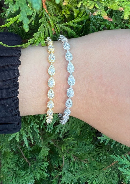 Gorgeous Pear Tennis Bracelet