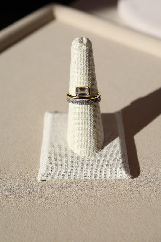 Luxe Emerald Pave Glow Ring