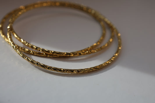 Glistening Glory Bangle