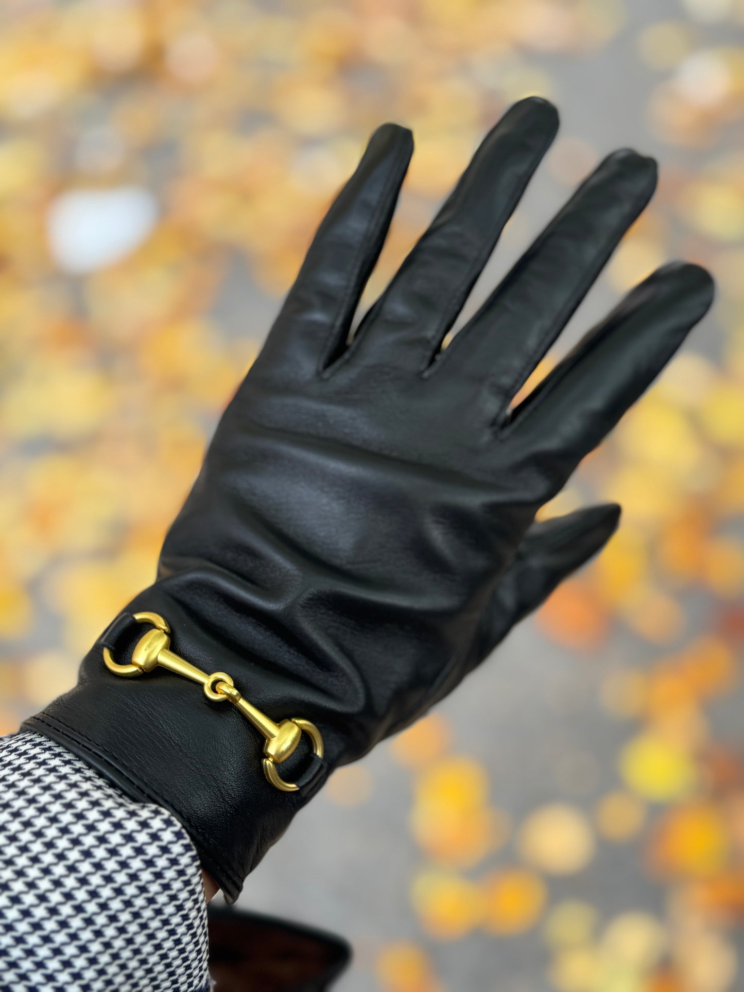 Lock Love Gloves