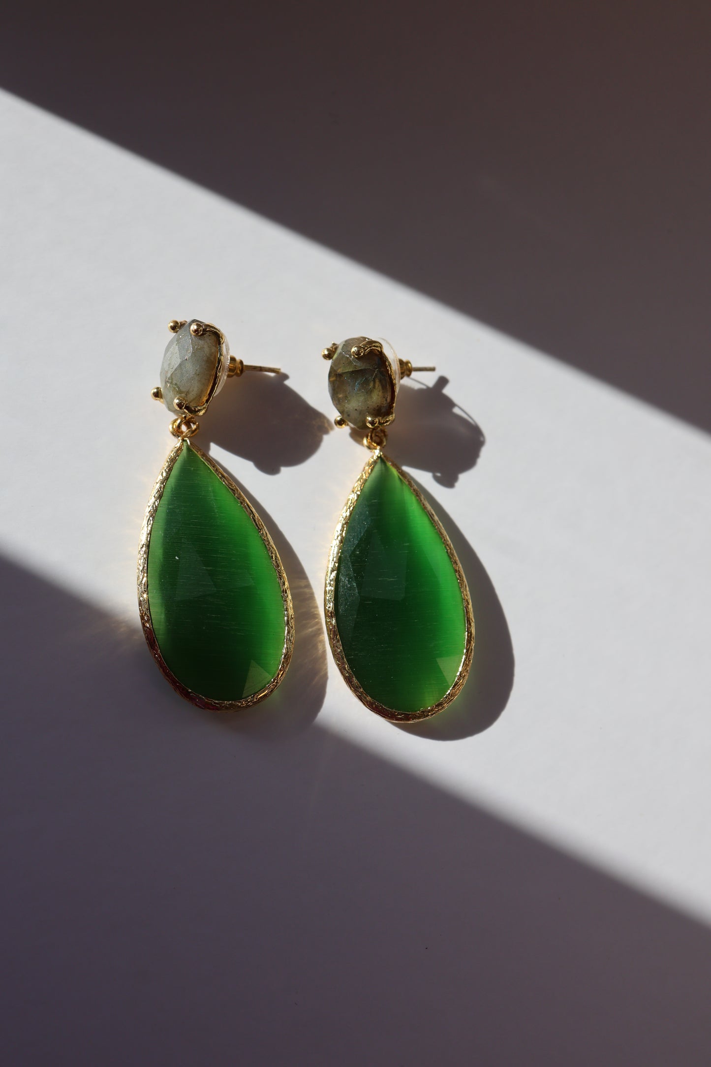 Green Labradorite Stoned Earring