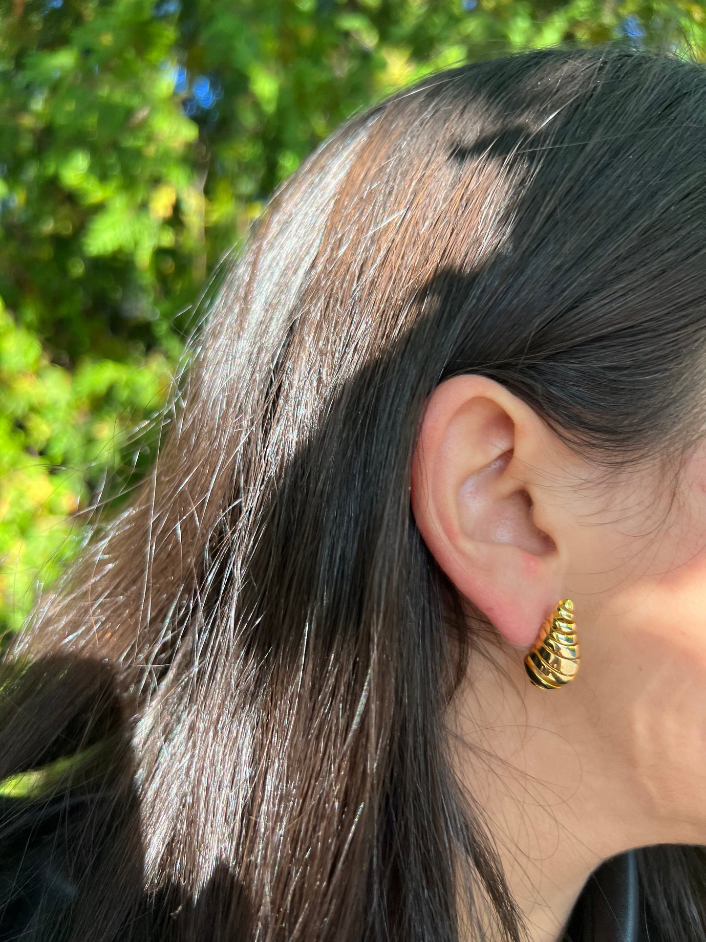 Lined Mini Chunk Gold Earrings