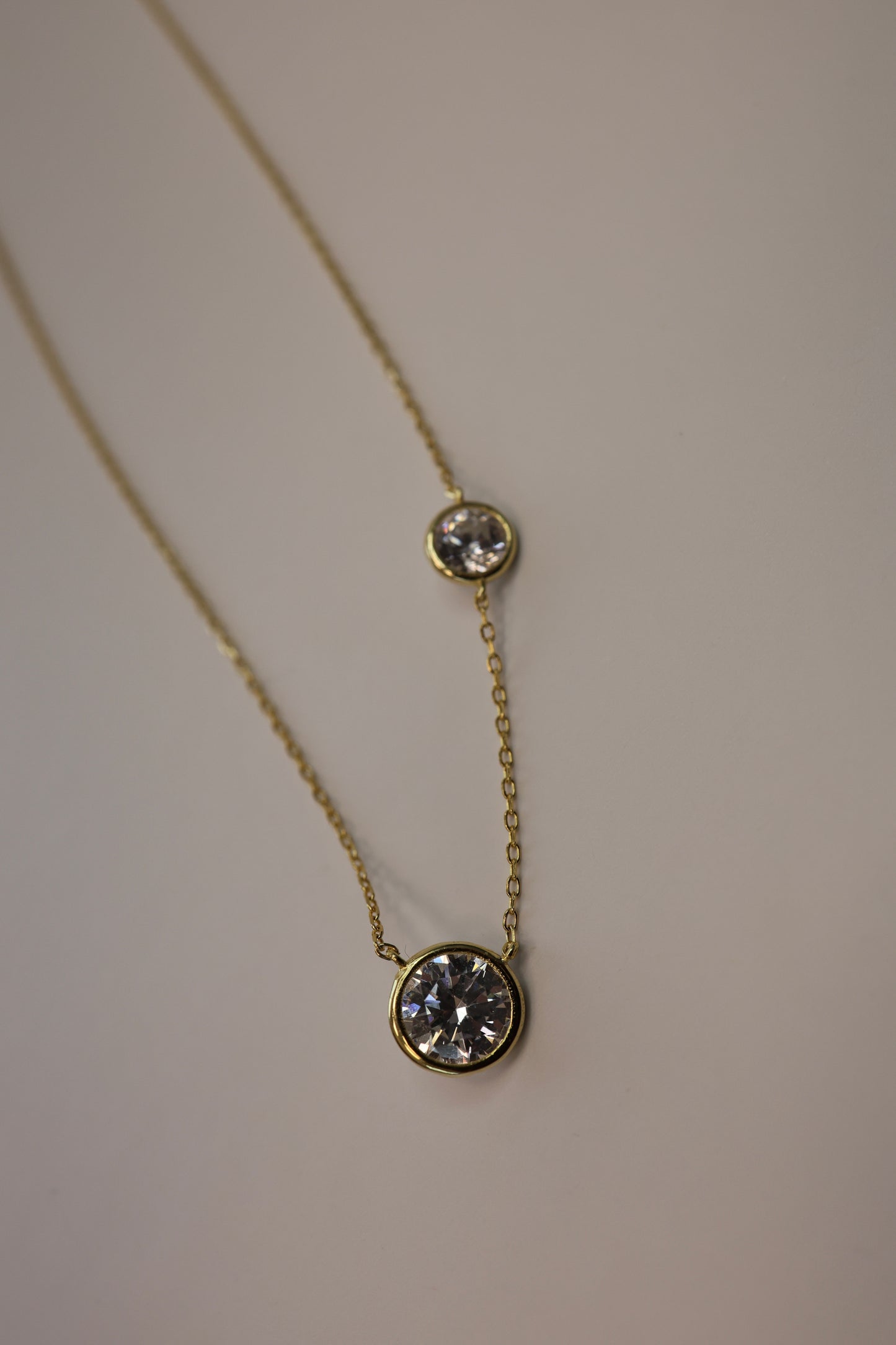 Round Bezel Floating Necklace