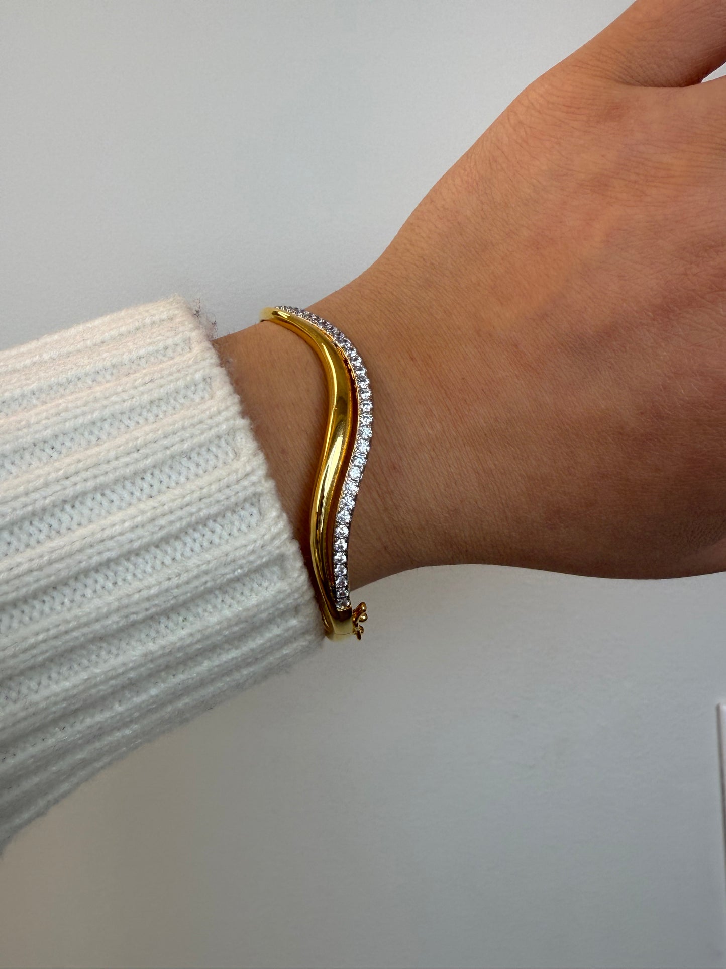 Wavy Golden Bangle