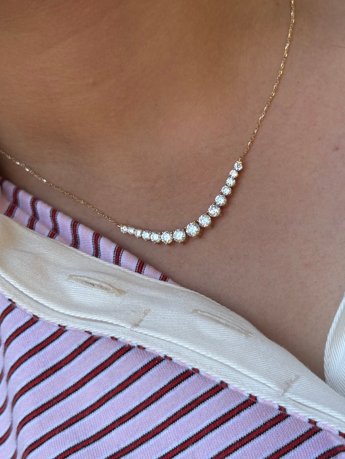 14KT Graduated Lab Grown Chic Necklace