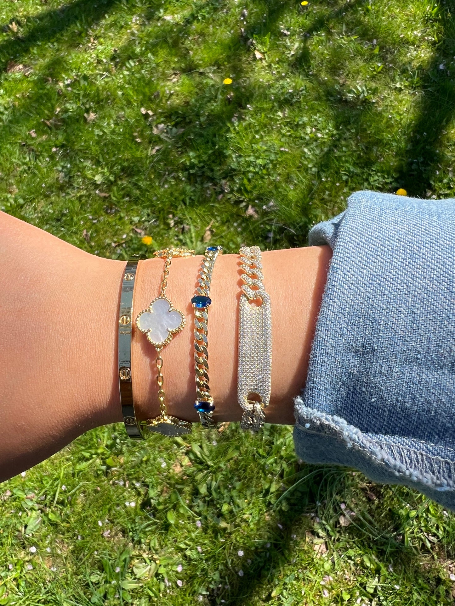 All Gold Clover Bracelet