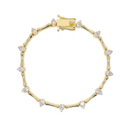 Pear Bar Tennis Bracelet