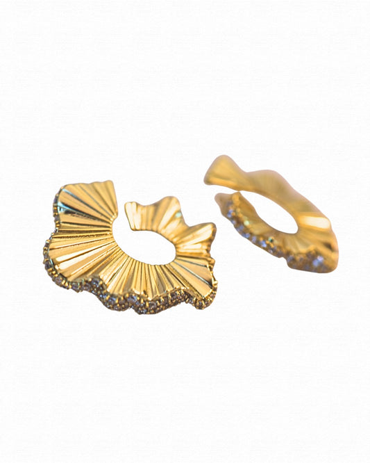 Gold Trimmed Ribbed Earrings