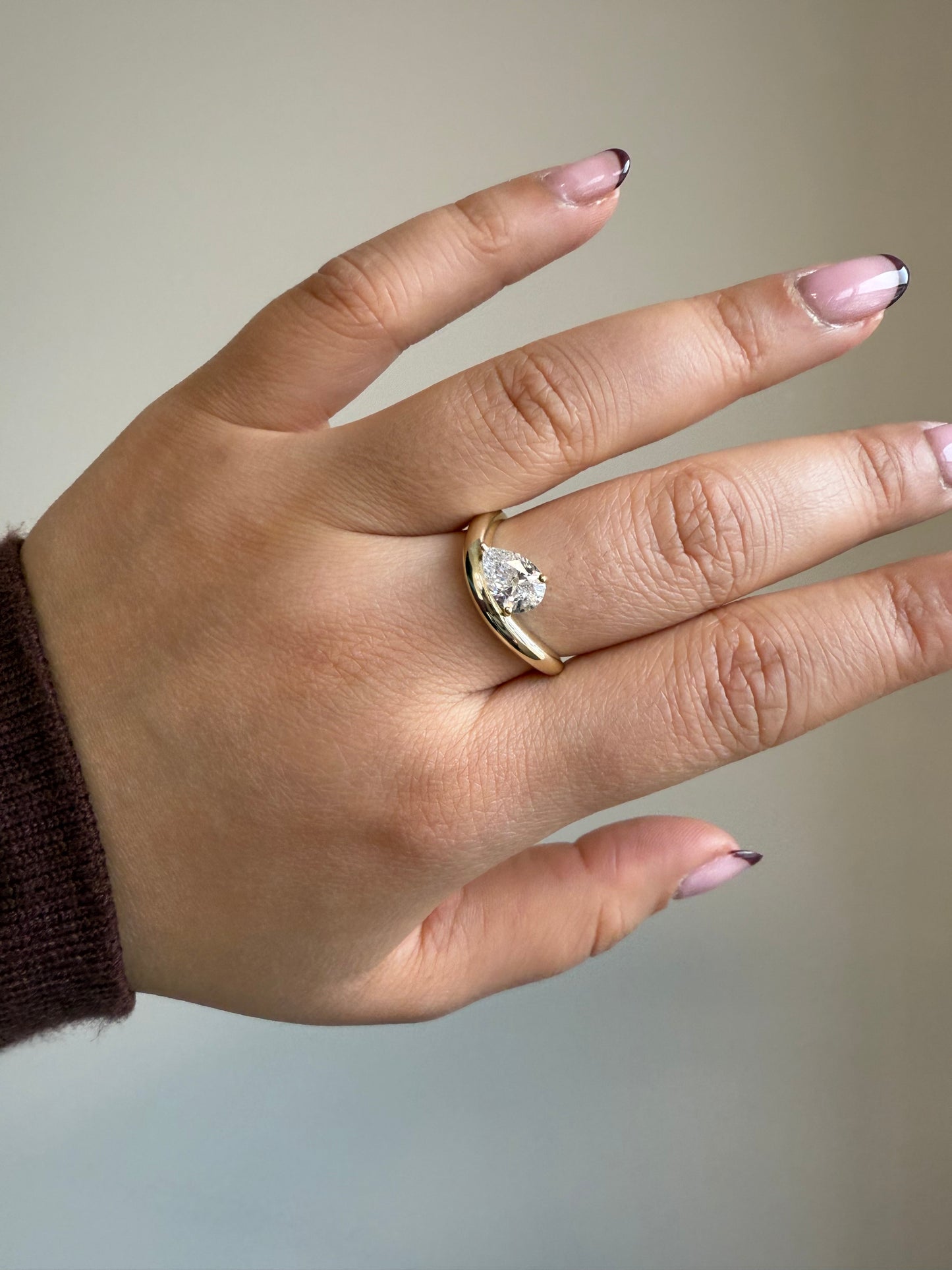 Pear Slanted Ring