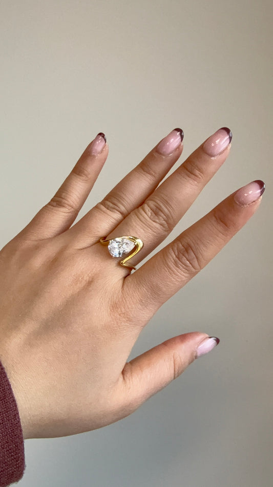 Marquise Wavy Ring