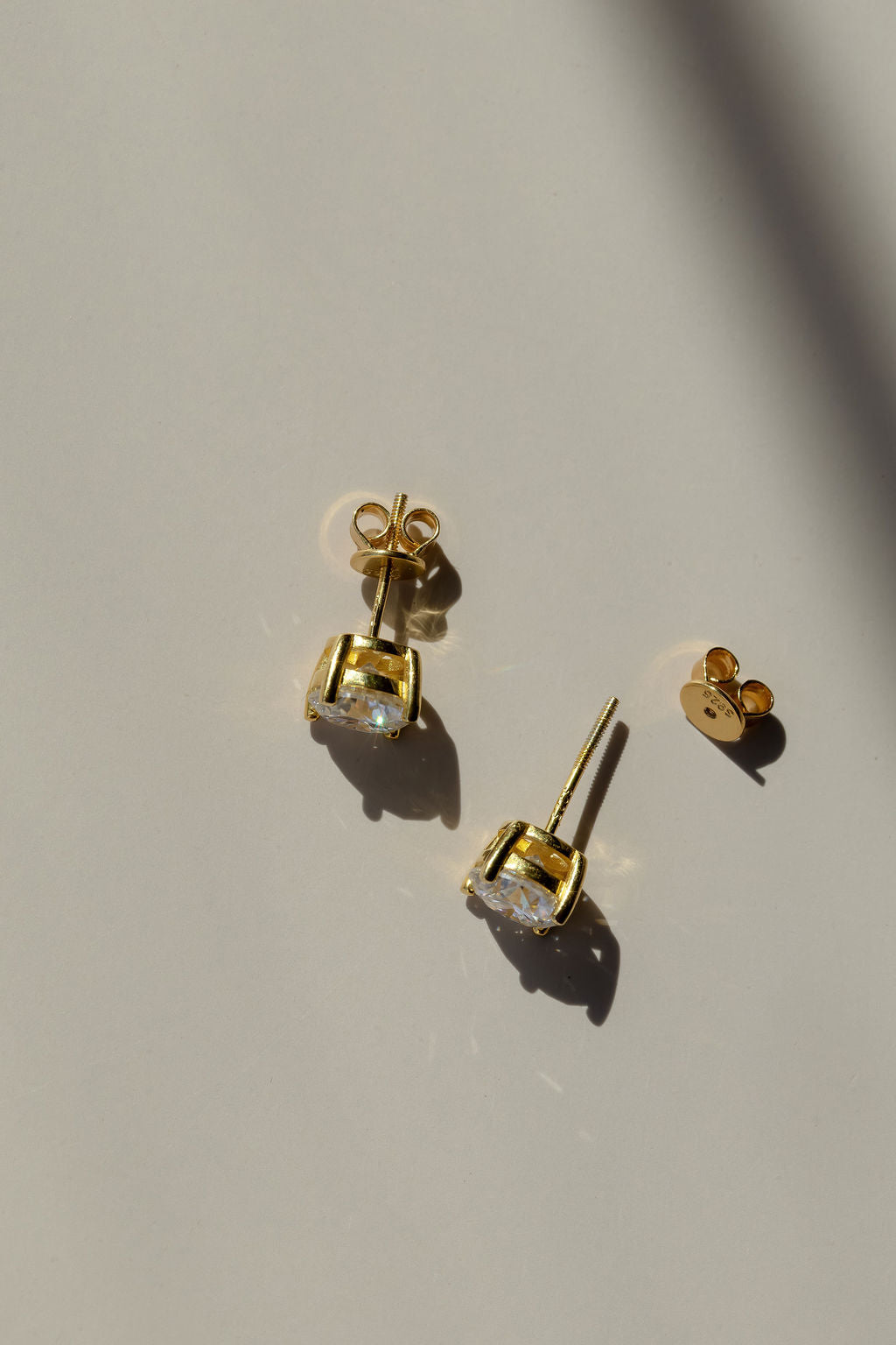 Classique Sterling Silver Round CZ Stud Earrings