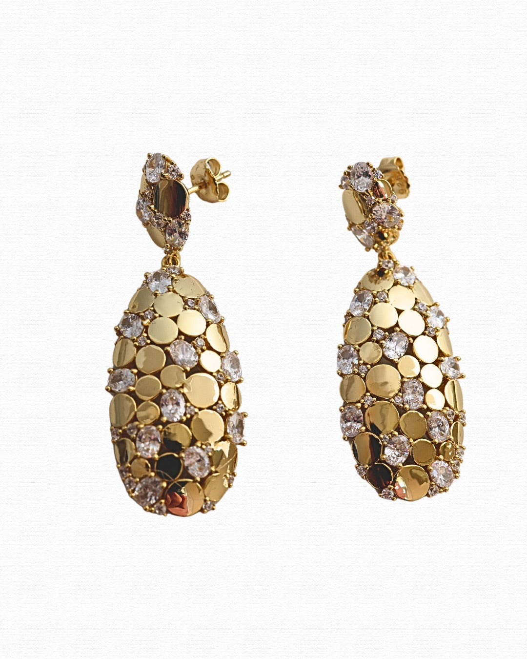 Regal Radiance Drop Earrings