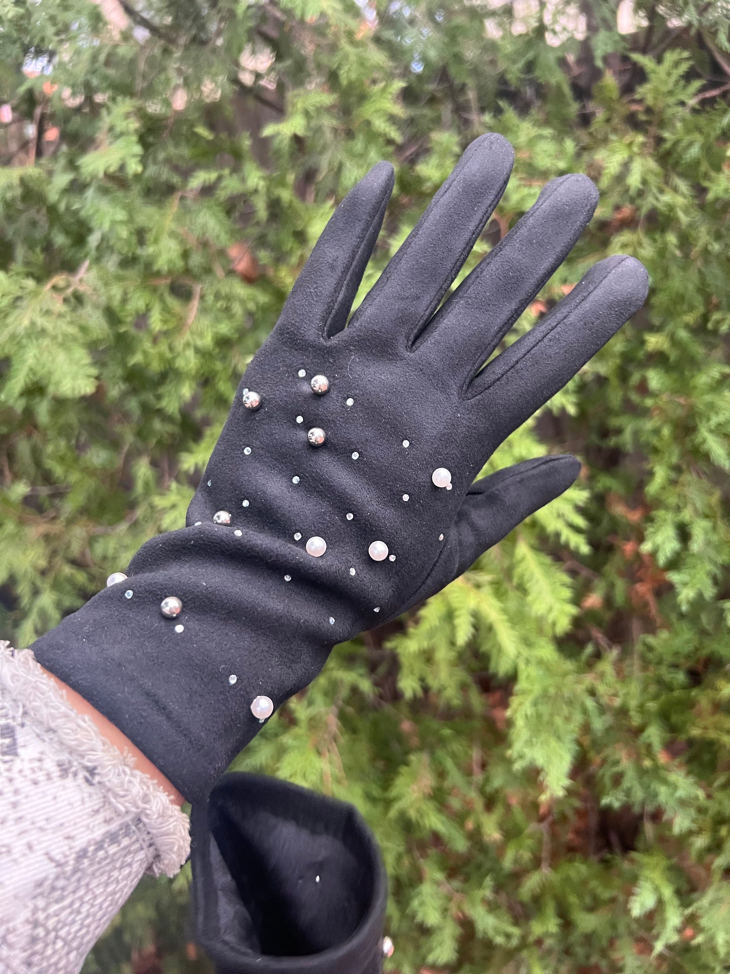 Pearl & Stud Gloves