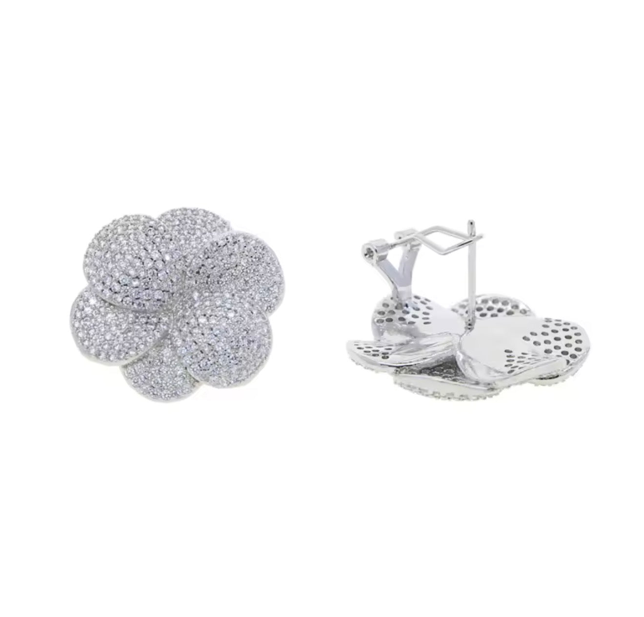 Petal Perfection Stud Earrings