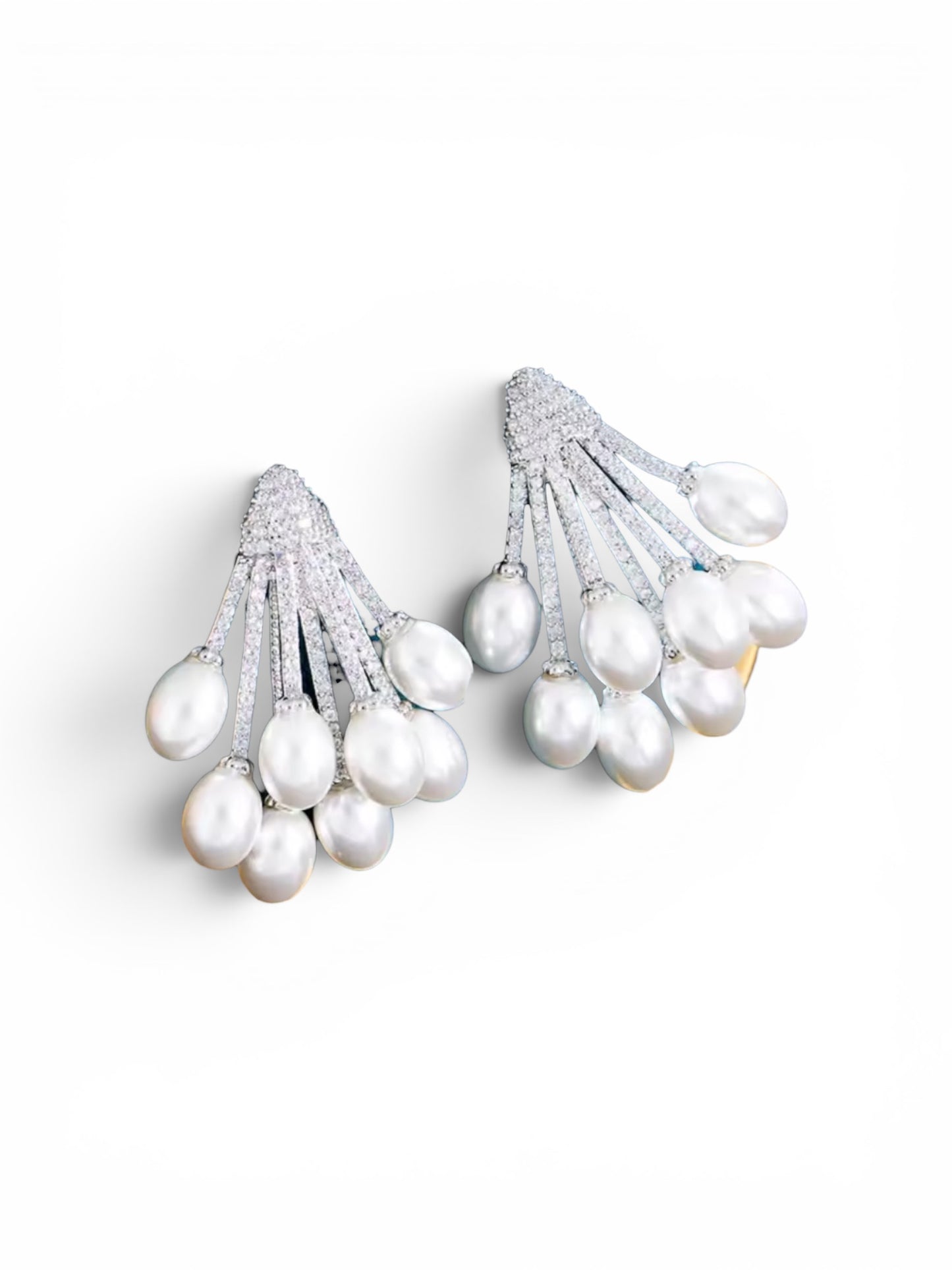 Cluster Pearl Stud Earrings