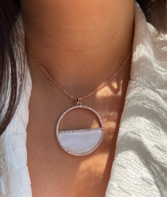 Pearl X Rose Gold Necklace