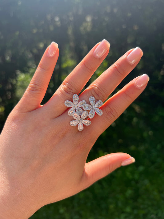 Triple flower Cocktail Ring