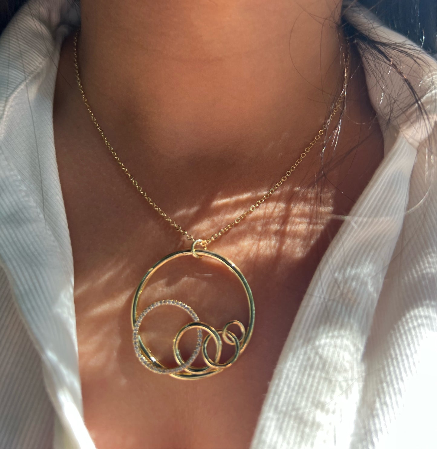 Looped Pendant