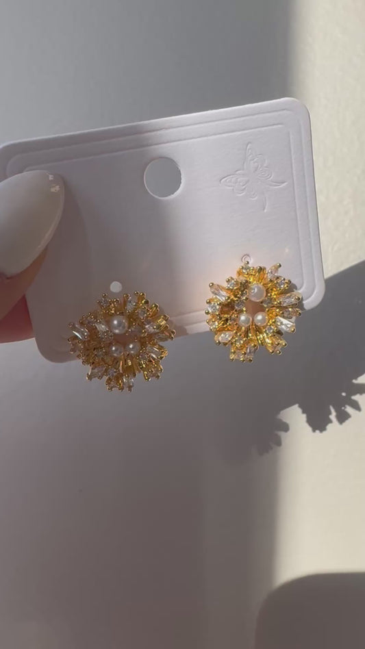 Cluster Goldie Pearl x CZ Earrings