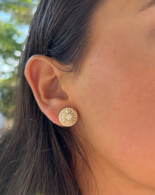 Round Gold Stud Earrings