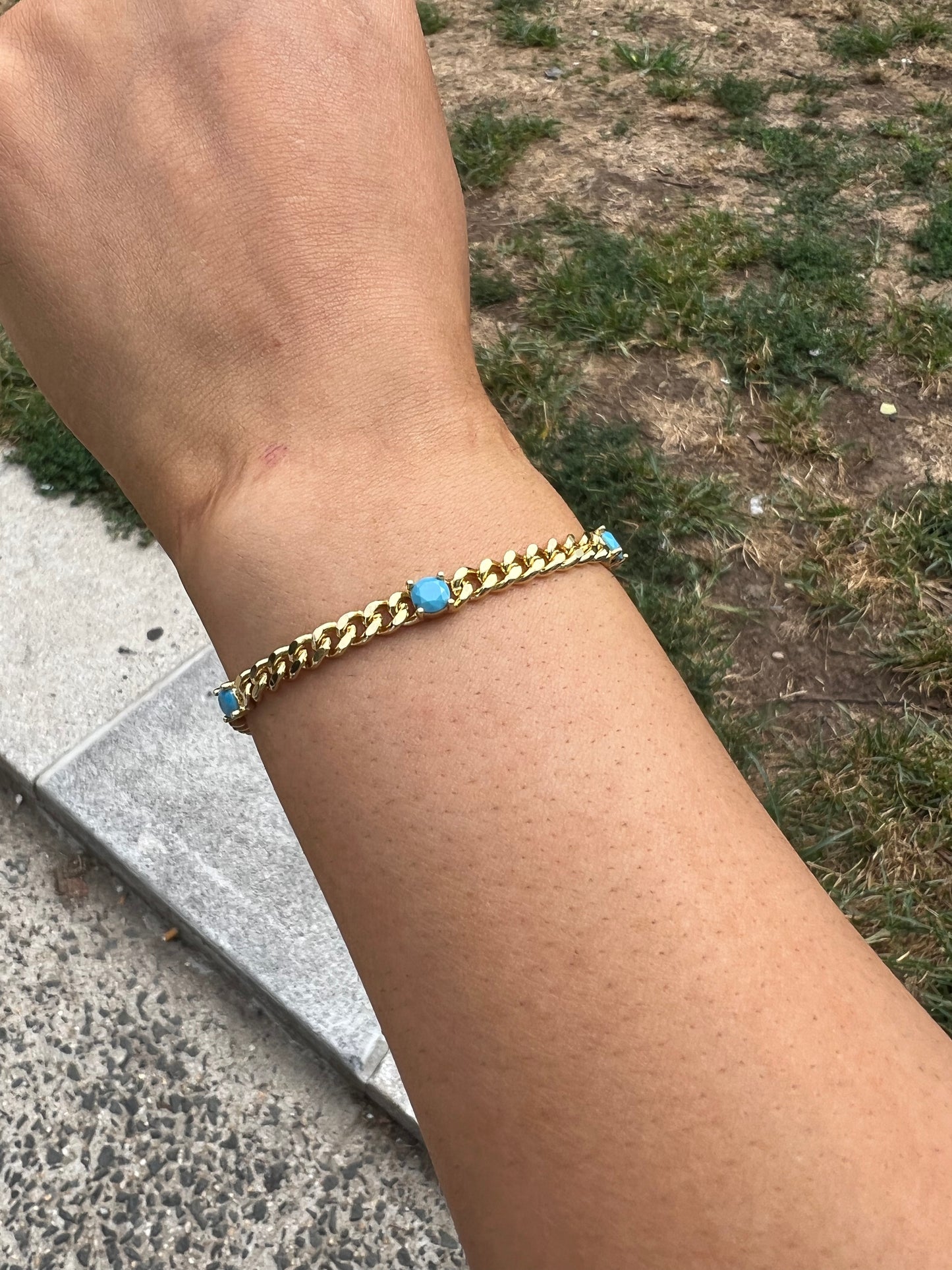 Round Turquoise X Gold Link Bracelet