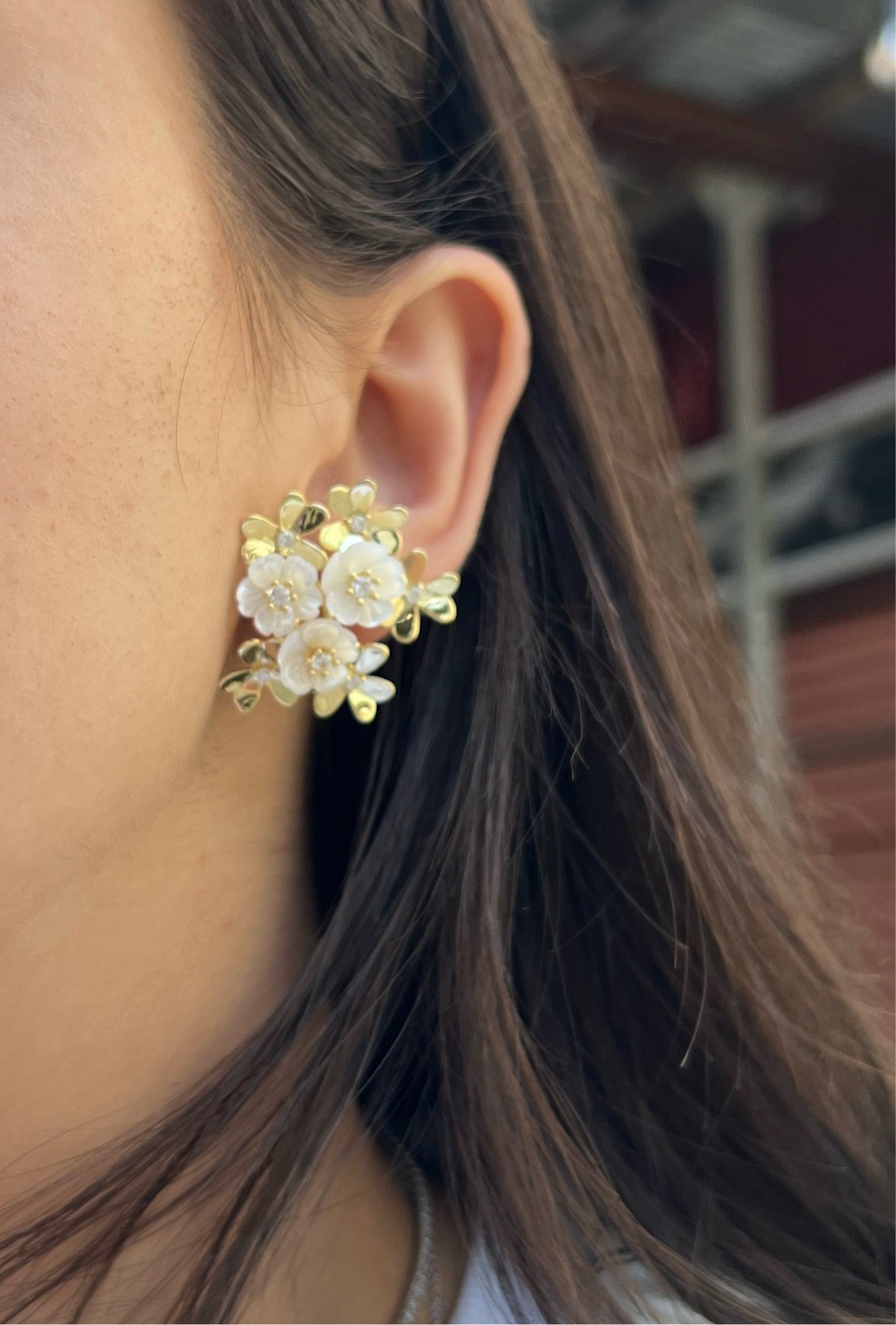 3D white flower earrings