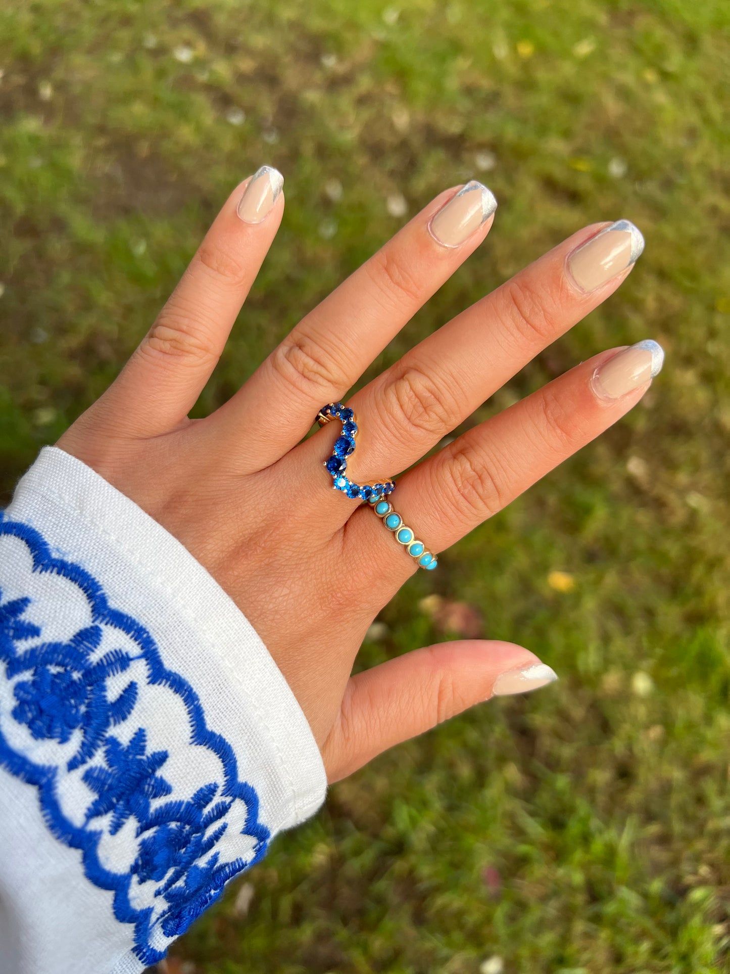 Wavy Sapphire Ring