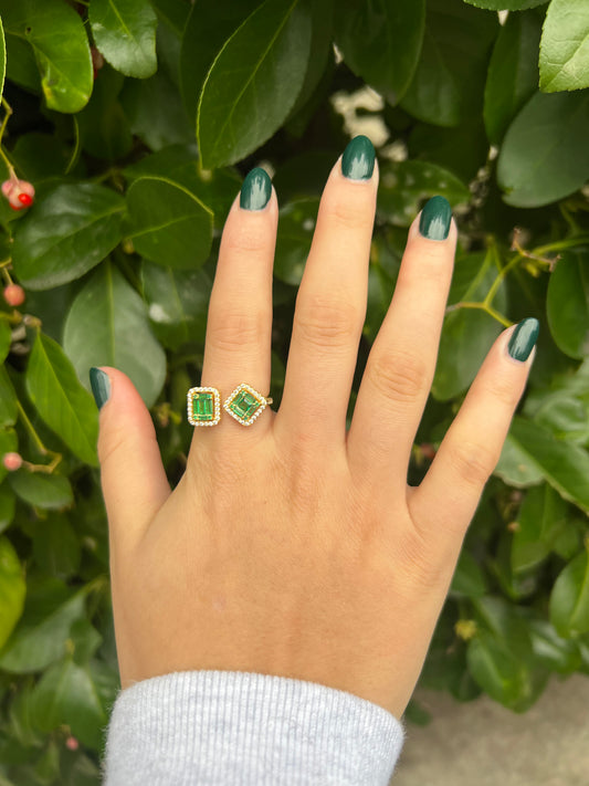Emerald Green Double Shaped Ring