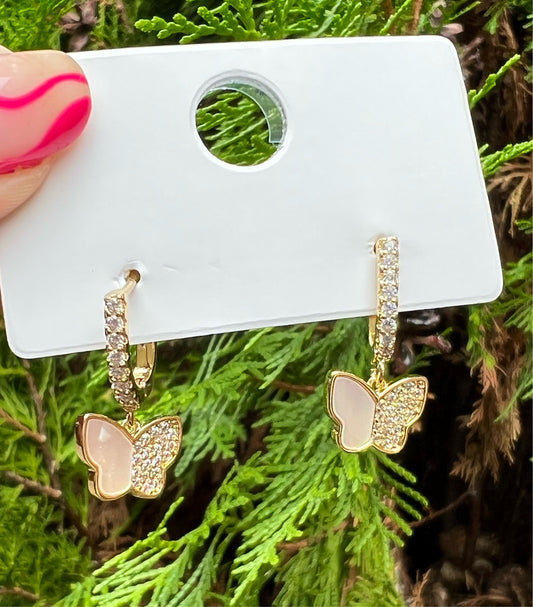 Butterfly and pearl Earrings