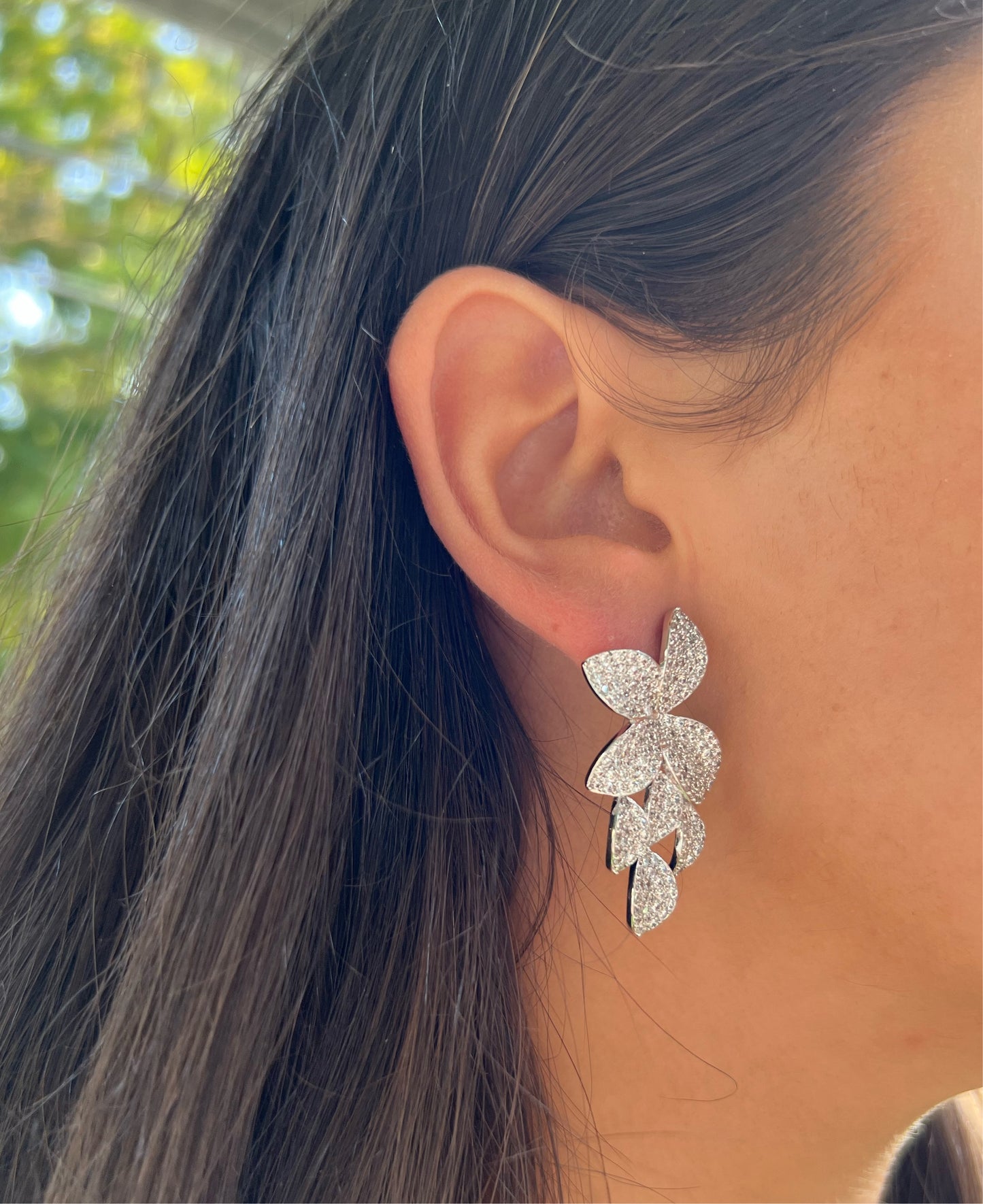 Petal Hanging Leaf Earrings